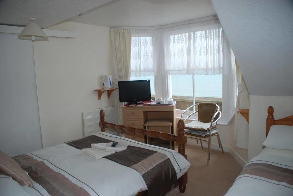 Whitecliff 3* Weymouth